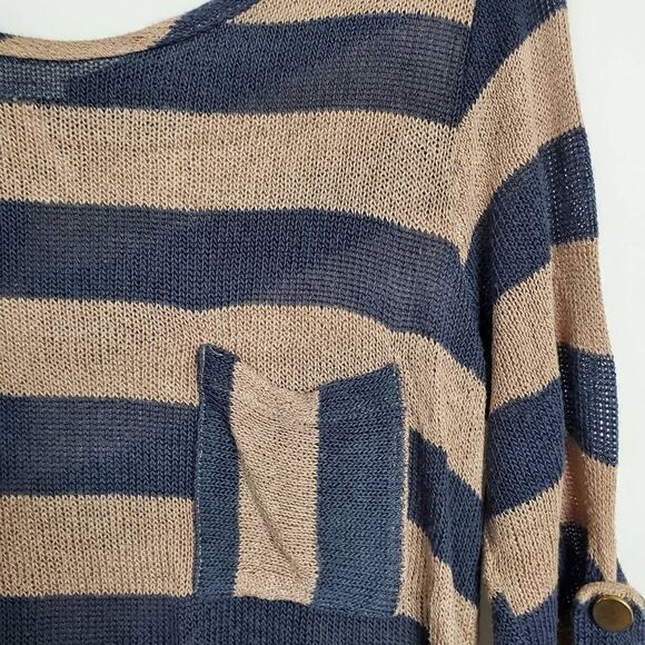 Charming Charie Size XS Stripe 3/4 sleeve Top - Picture 3 of 8